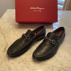 Men's Salvatore Ferragamo Dark Blue Leather Loafer size. 10.5